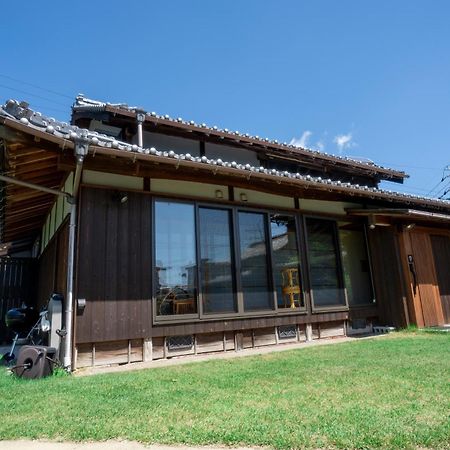 Omishima Space Omoya Imabari Railway Station المظهر الخارجي الصورة