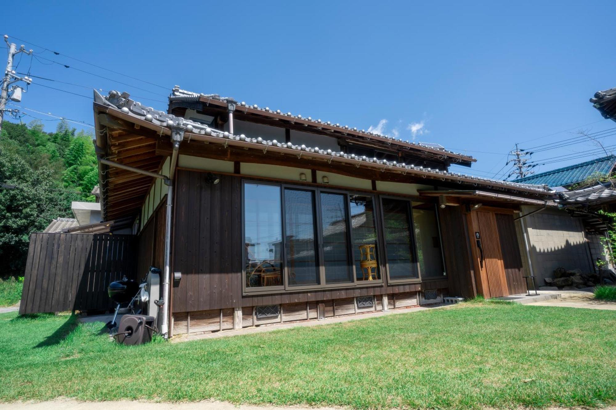 Omishima Space Omoya Imabari Railway Station المظهر الخارجي الصورة
